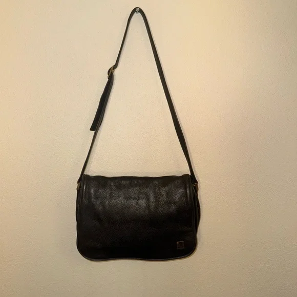 Pierre Balmain Black Leather Shoulder Crossbody Messenger Bag - Picture 3 of 16